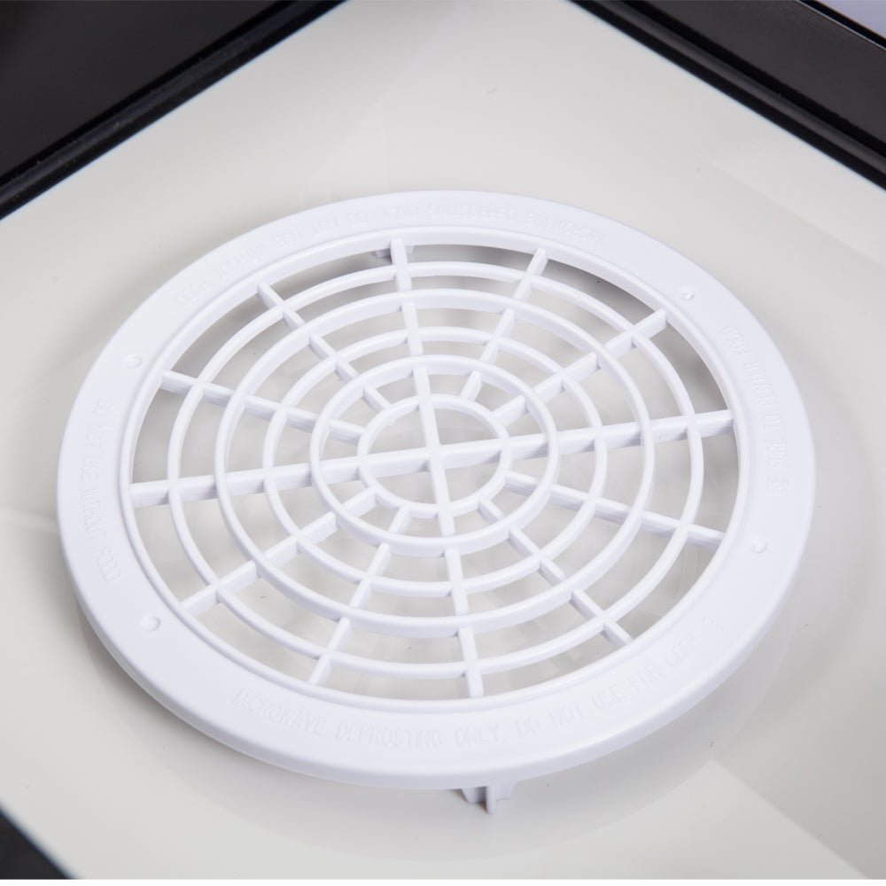 FMWDR3000-30BLK_30WHT_30S-Close_up_on_defrost_plate.jpg