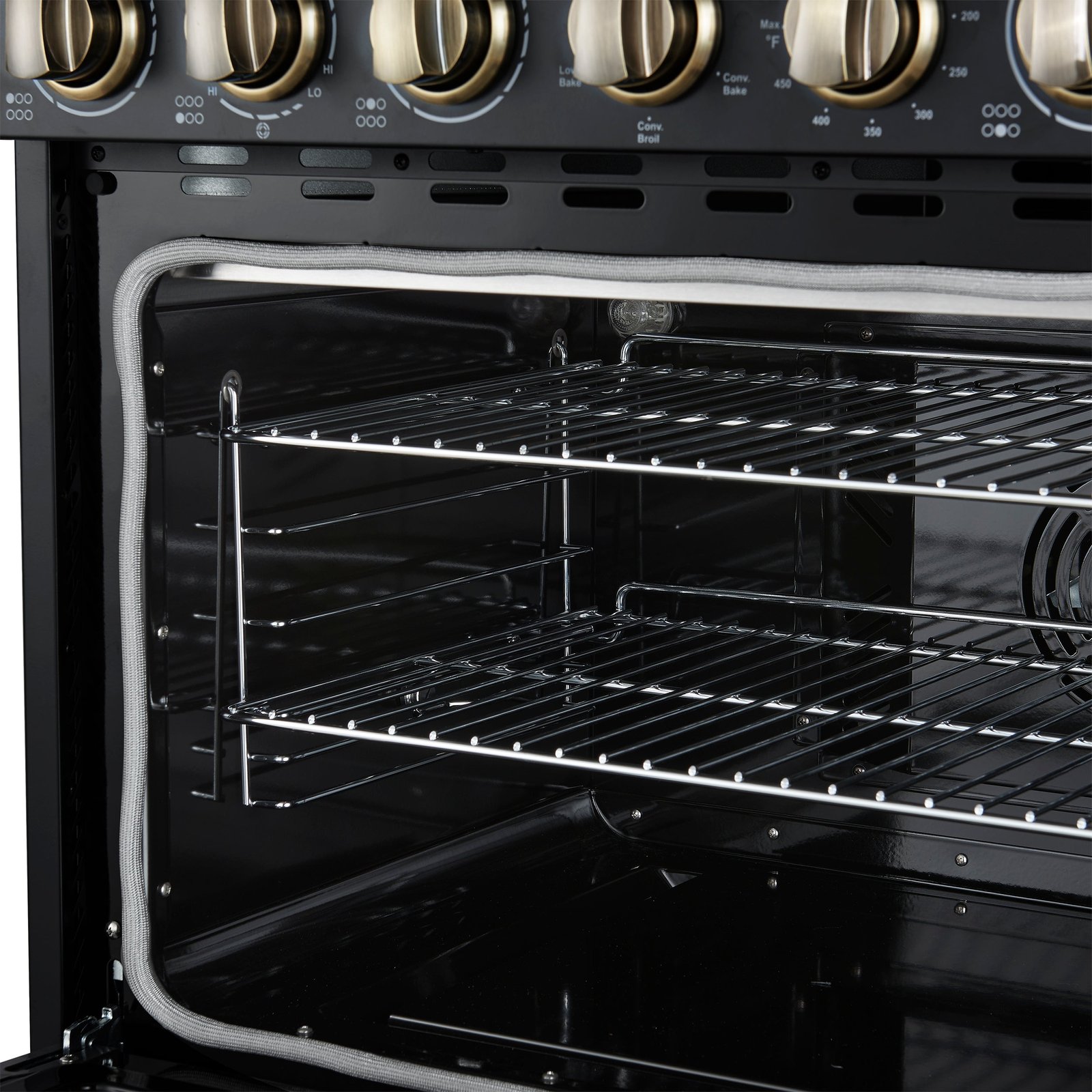 Electric-Range_FFSEL6011-36BLK_V1_4_Close-Up-Oven-Inside-Angle_04-03-2025.jpg