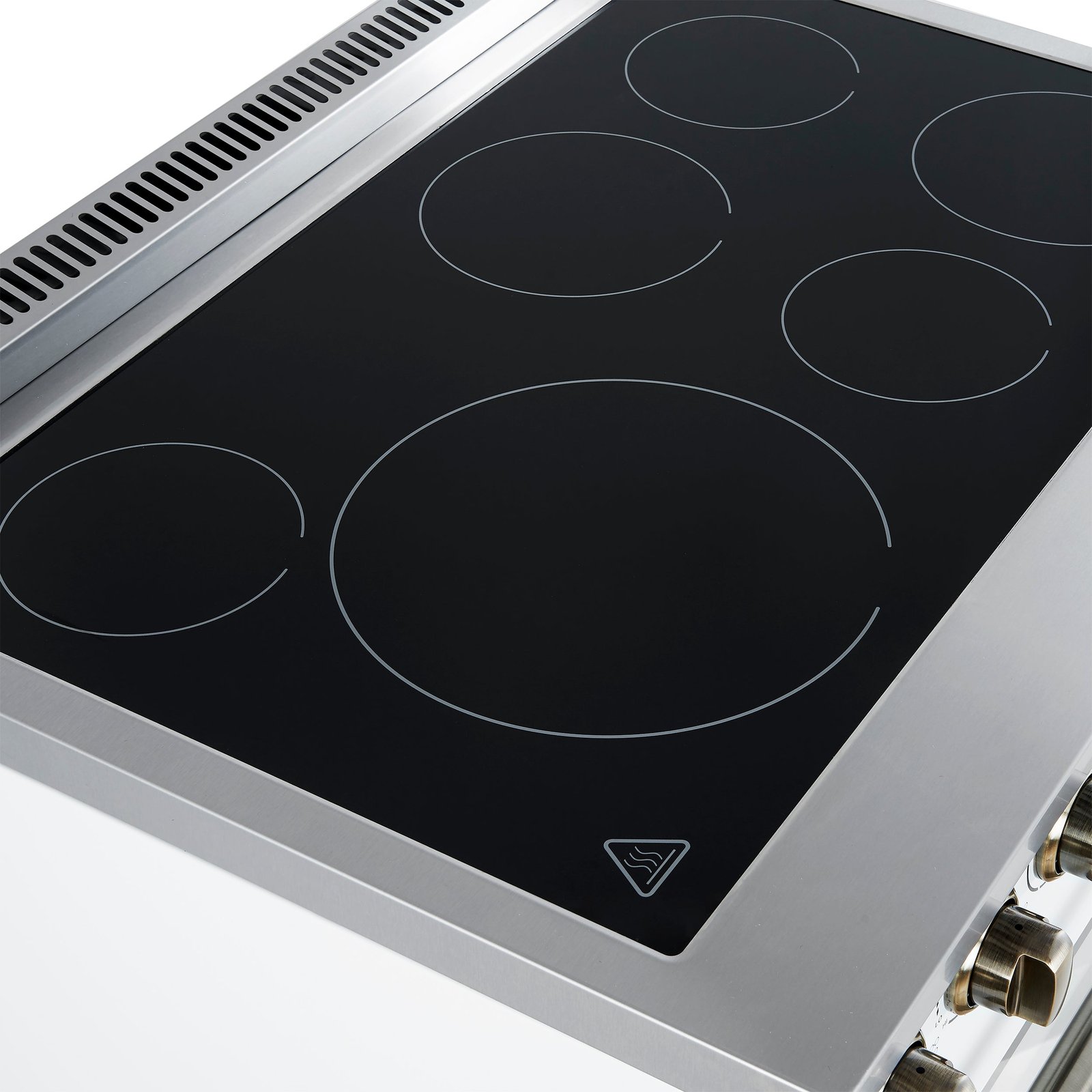Electric-Range_FFSEL6011-36WHT_V1_6_Angle-Cooktop_04-03-2025.jpg