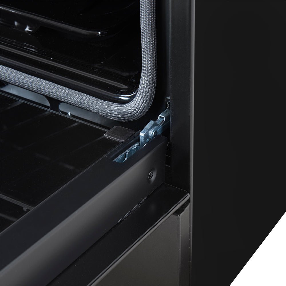 FFSGS1116-30BLK-30inch-Slide-in-Gas-Range-Close-Up-On-Hinge.jpg
